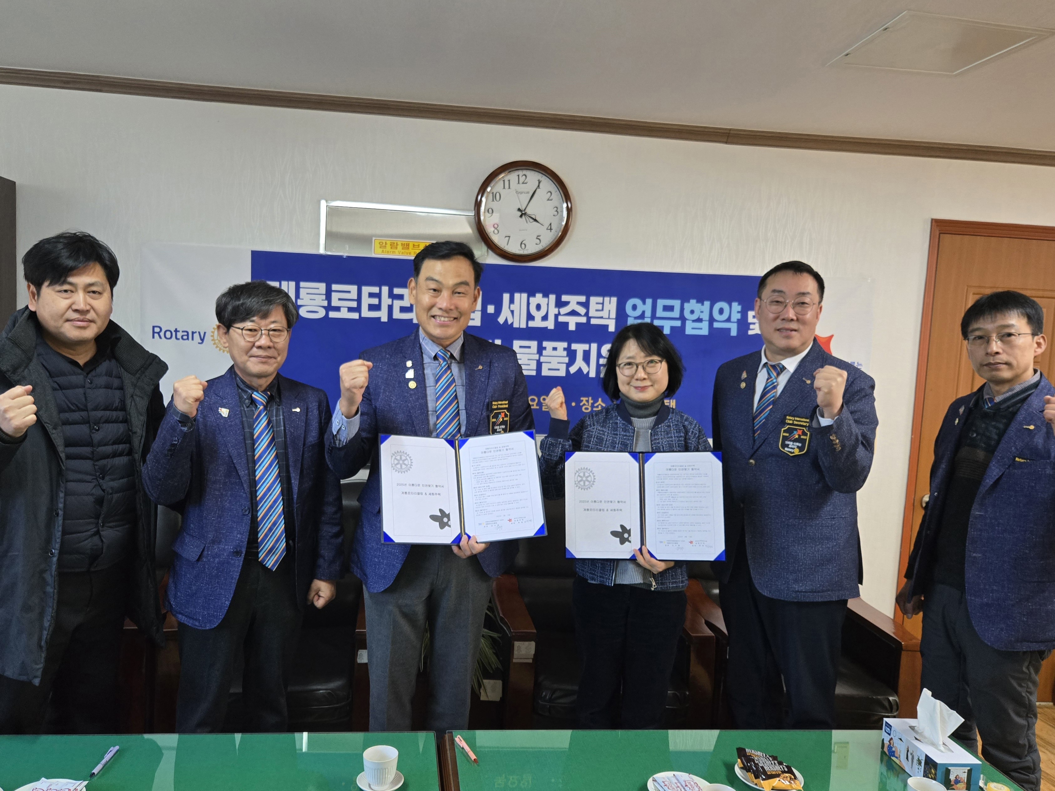 ���ε� �̹���